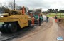 Inicia colocao de asfalto no interior de So Jos do Cedro